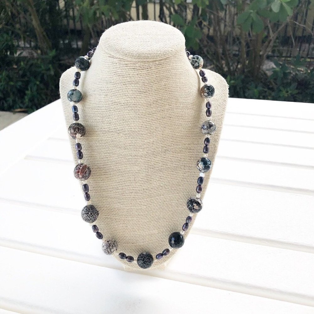 NWT Genuine Pearls & Glass Beads Beaded Necklace Black White